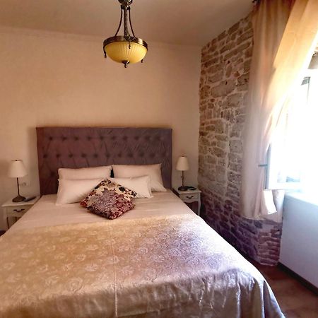 L&L Rooms Royal Šibenik Quarto foto