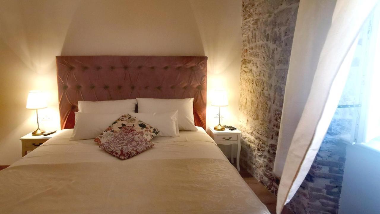 L&L Rooms Royal Šibenik Quarto foto